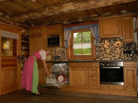 w..alpenchalets cc