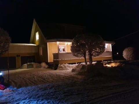 Gemütliches Ferienhaus in der Wildnis Lapplands