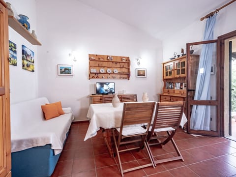 Gepflegtes Ferienhaus in Laufnähe zum Strand und mit gehobener Ausstattung