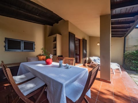 Gepflegtes Ferienhaus in Laufnähe zum Strand und mit gehobener Ausstattung