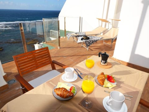 Wohnung mit privater Terrasse und Meerblick