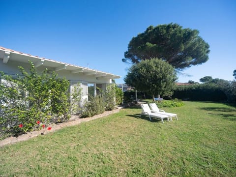 Villa "Villa Aurosa" in der Nähe des Strandes
