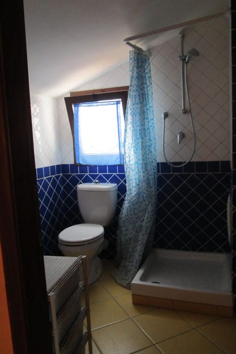 Nette Wohnung in Acireale mit Terrasse und Pool