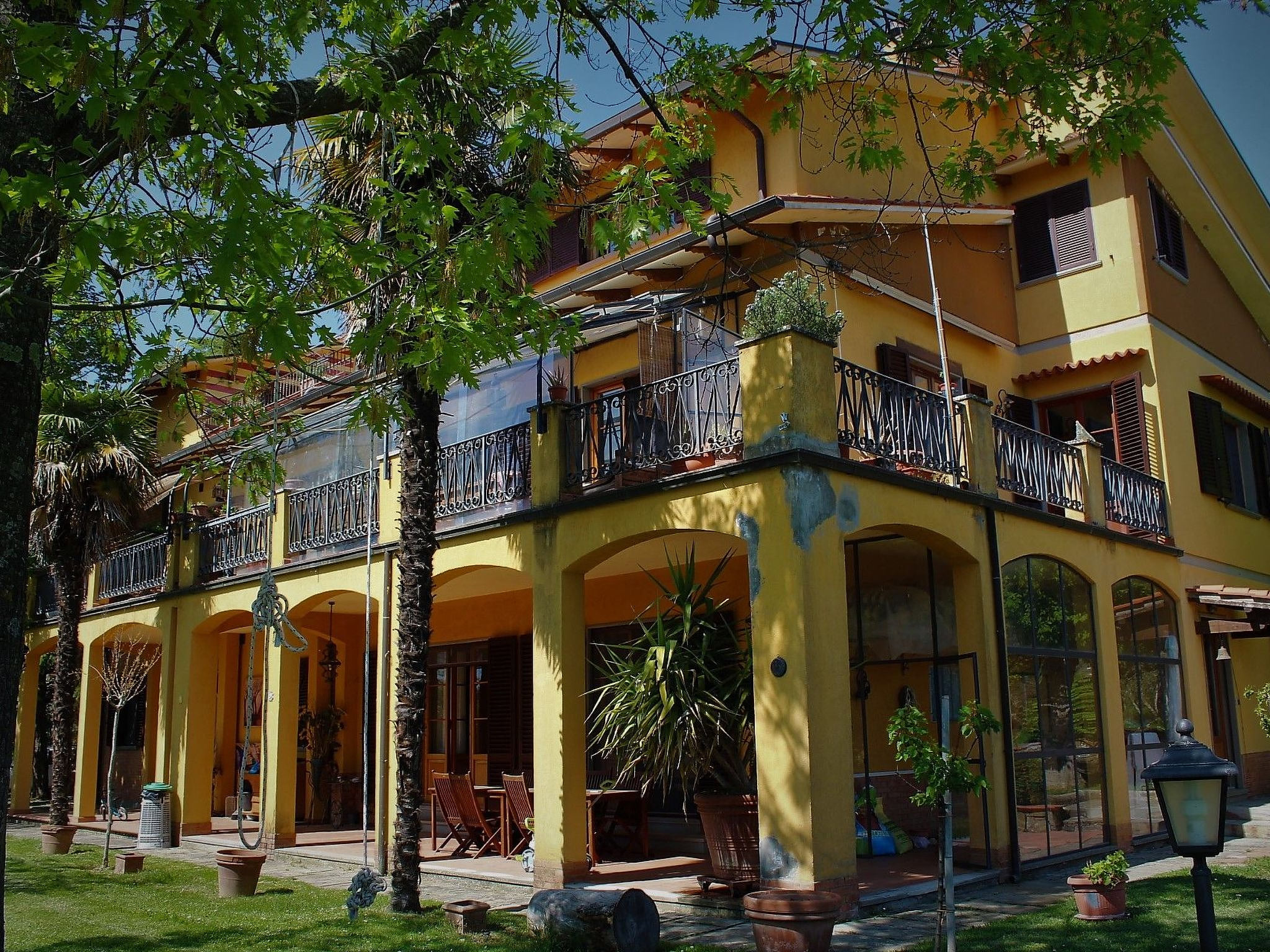 Tolles Ferienhaus in Pian Di Scò mit Privatem Pool und Panoramablick