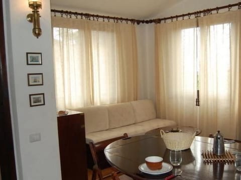 SCHÖNE WOHNUNG NUR EINEN STEINWURF VOM STRAND ENTFERNT