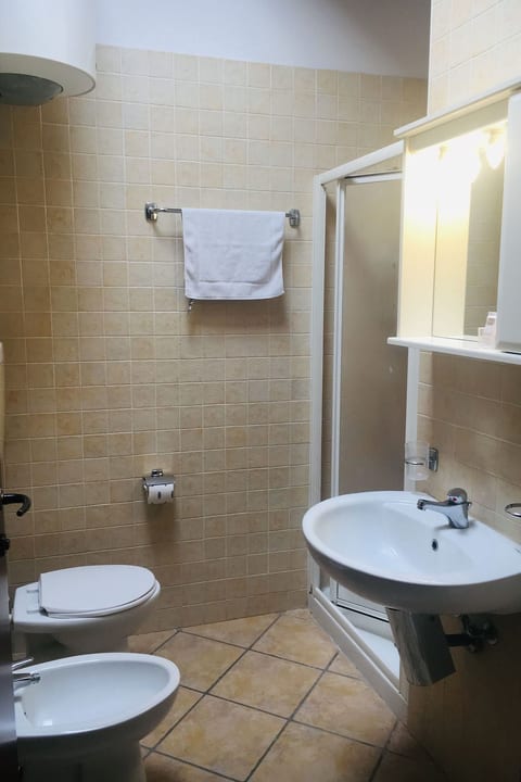 Wunderschöne Wohnung in Lido Di Spina mit Möbliertem Balkon