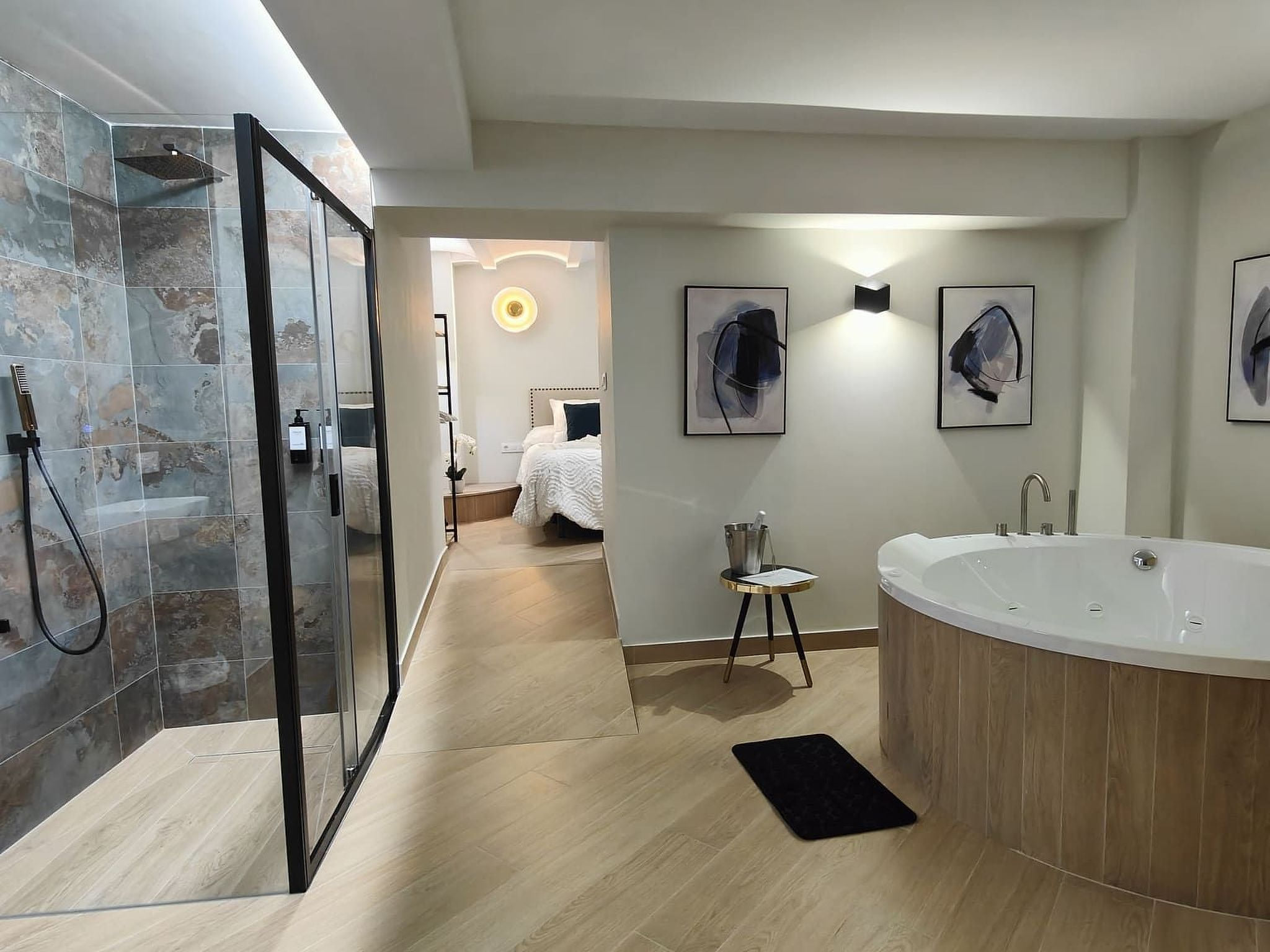 "Leather Loft Rural"