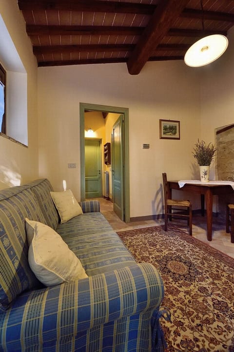 Wohnung 'Mascie rondini' mit Terrasse