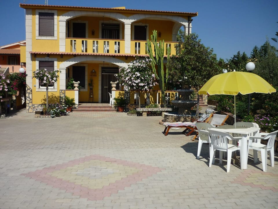 Haus in Licata mit Grill, Garten und Terrasse - Licata