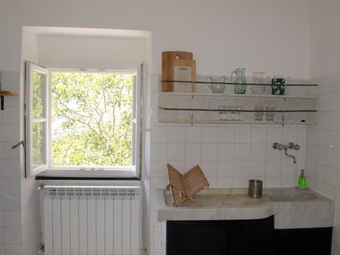 Appartement in Castiglione Chiavarese mit Garten
