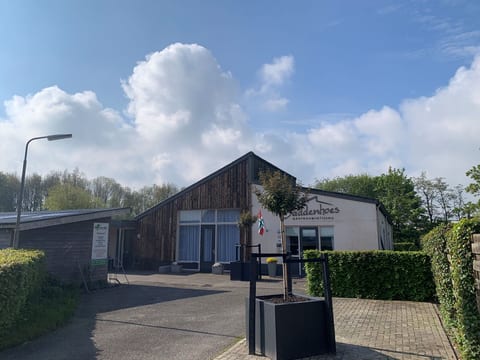 Haus für bis zu fünf Personen im Erdgeschoss.