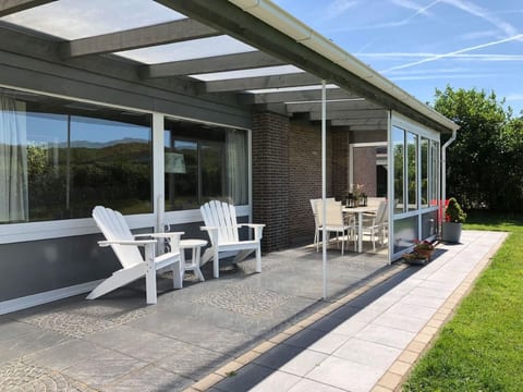 Schönes Ferienhaus Strandopgang in Julianadorp