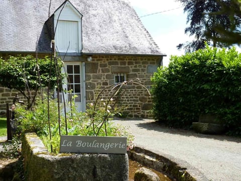 Maison la Boulangerie in Saint-Étienne-en-Coglès