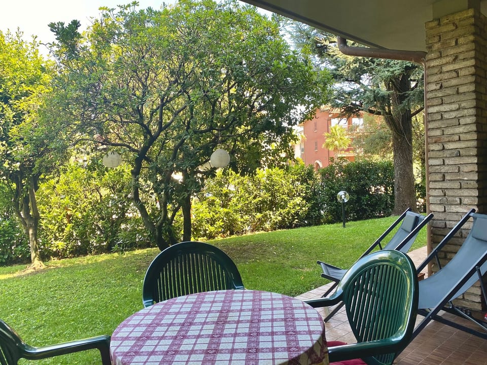 Gemütliche Zweizimmerwohnung mit Garten - Sirmione