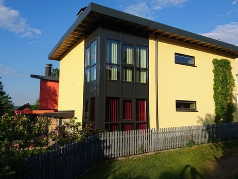 Moderne, niveauvoll eingerichtete Ferienwohnung