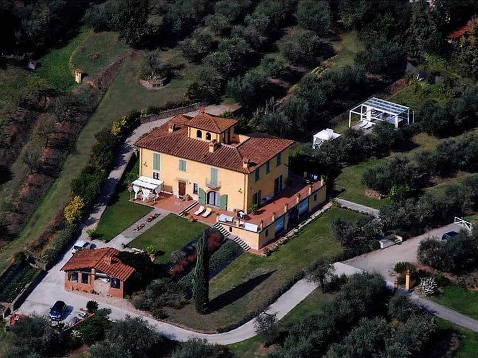 Anwesen Il Campano mit Whirlpool - La Sassa