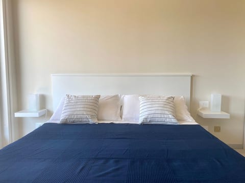 Schönes Studio-Apartment - Pool und Balkon