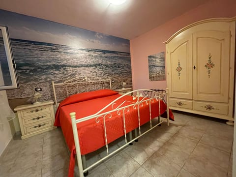 'Carla Gold' mit Wallbox