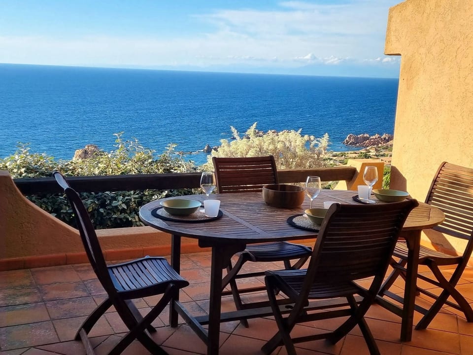 Villa 'Casa Bellavista' mit Gemeinschaftspool - Costa Paradiso