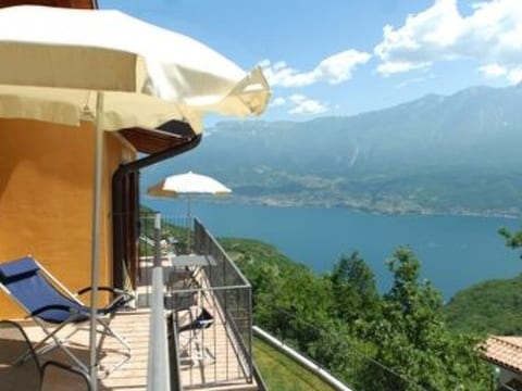 'Zwei-Zimmer-Balkon