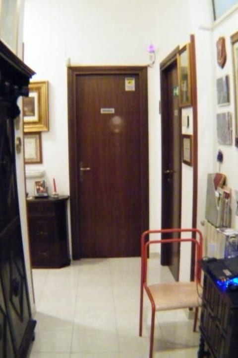 Zimmer Nr. 2 - Stockwerk Nr. 3.
