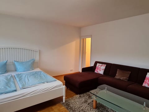 Studio Wohnung Terrassengarten