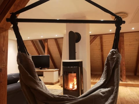 Moderne Ferienwohnung mit Hot Tub und Fasssauna