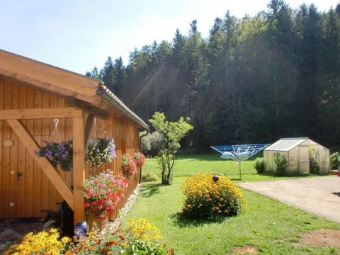 in Röhrnbach mit Grill und Terrasse