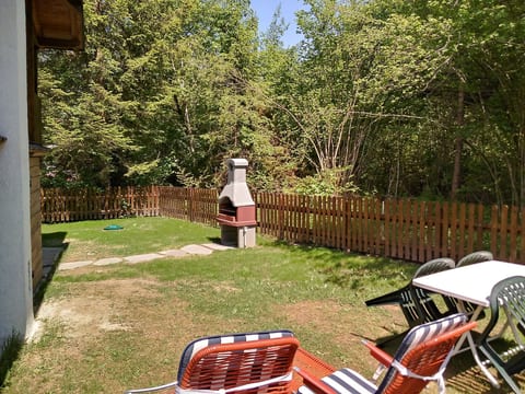 Freistehendes Haus mit privatem Garten