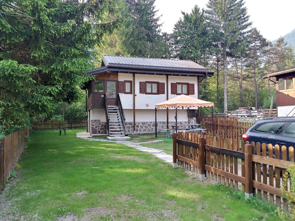 Freistehendes Haus mit privatem Garten - Bezzecca