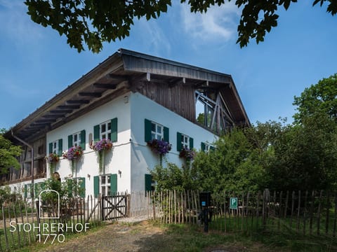 Wunderschönes Ferienhaus mit Kamin in Riederau