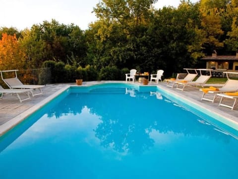 Villa Pruneto mit Pool in den Hügeln der Toskana