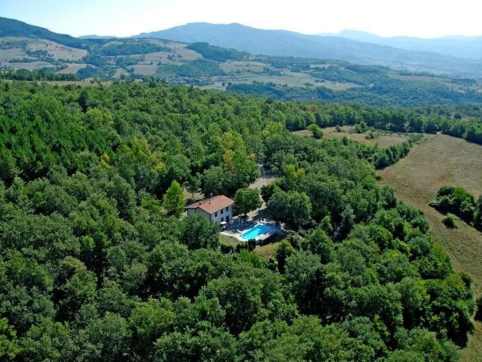 Villa Pruneto avec piscine dans les collines de Toscane - Poppi