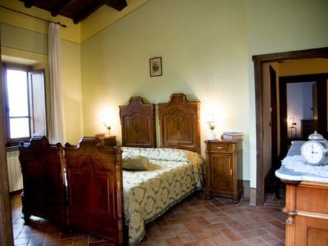 Villa Pruneto mit Pool in den Hügeln der Toskana
