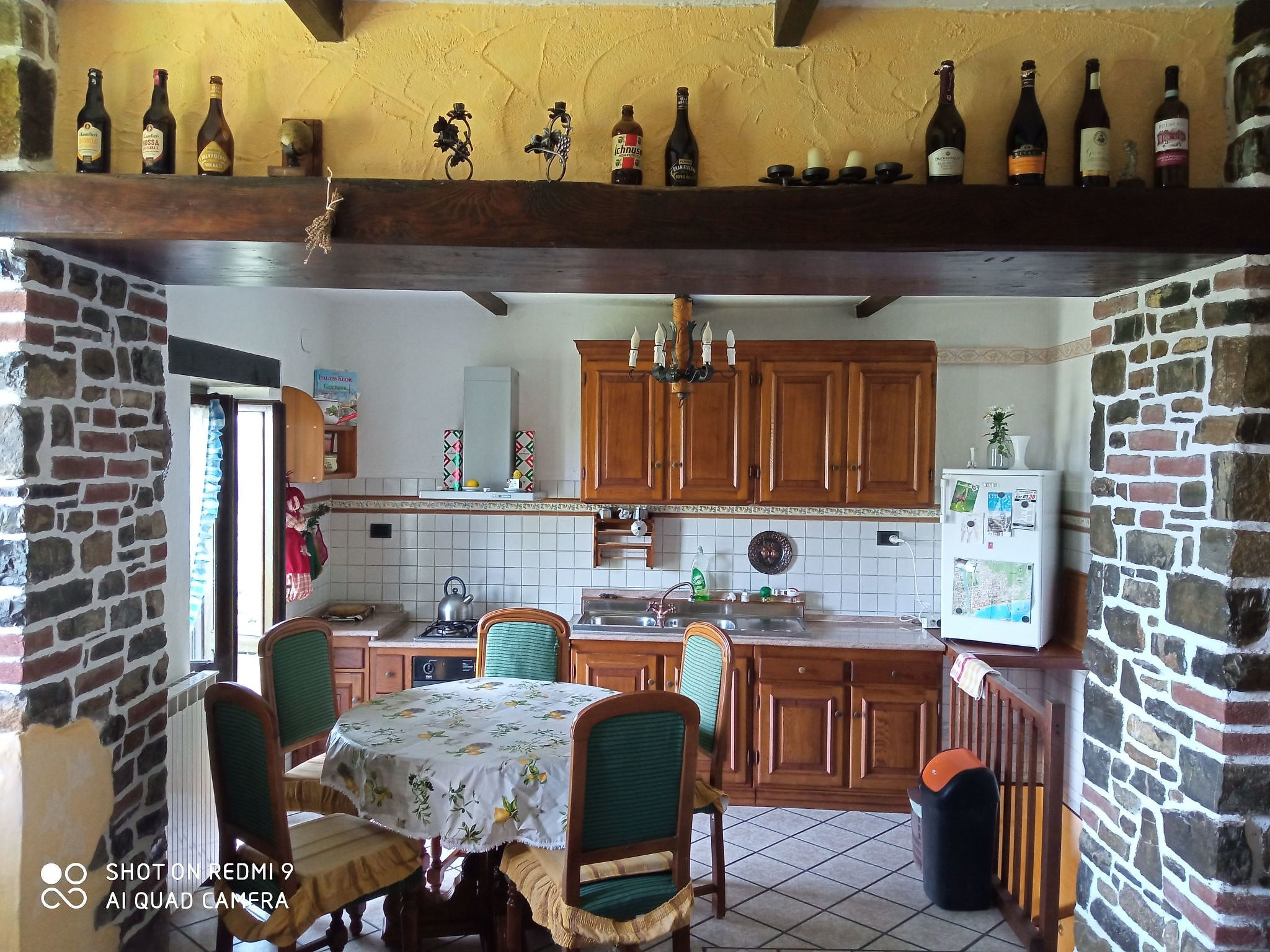 Schönes Ferienhaus mit Garten und Whirlpool