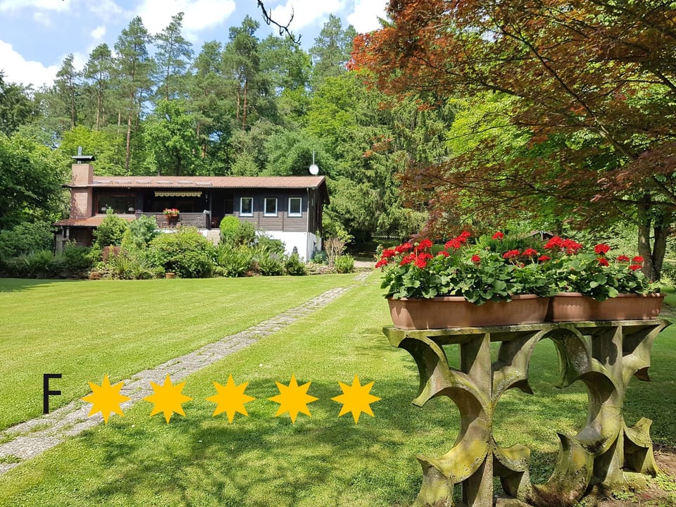 Ferienvilla mit eigener Sauna - Laubach