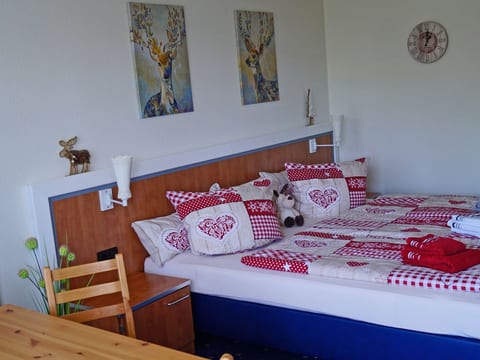 gemütliche Ferienwohnung mit Bocksbergblick