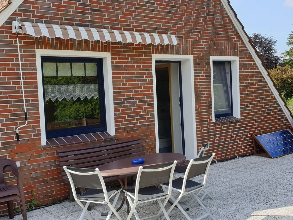 mit großer Dachterrasse - Detern
