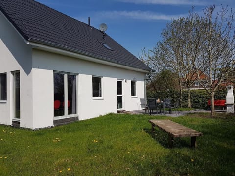 in Landschaftspolder mit Großem Garten