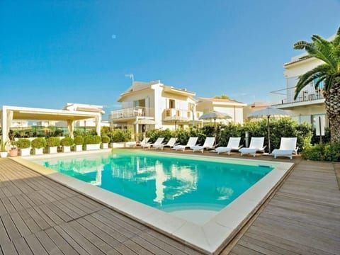 Appartement in Marchesana mit Großer Terrasse