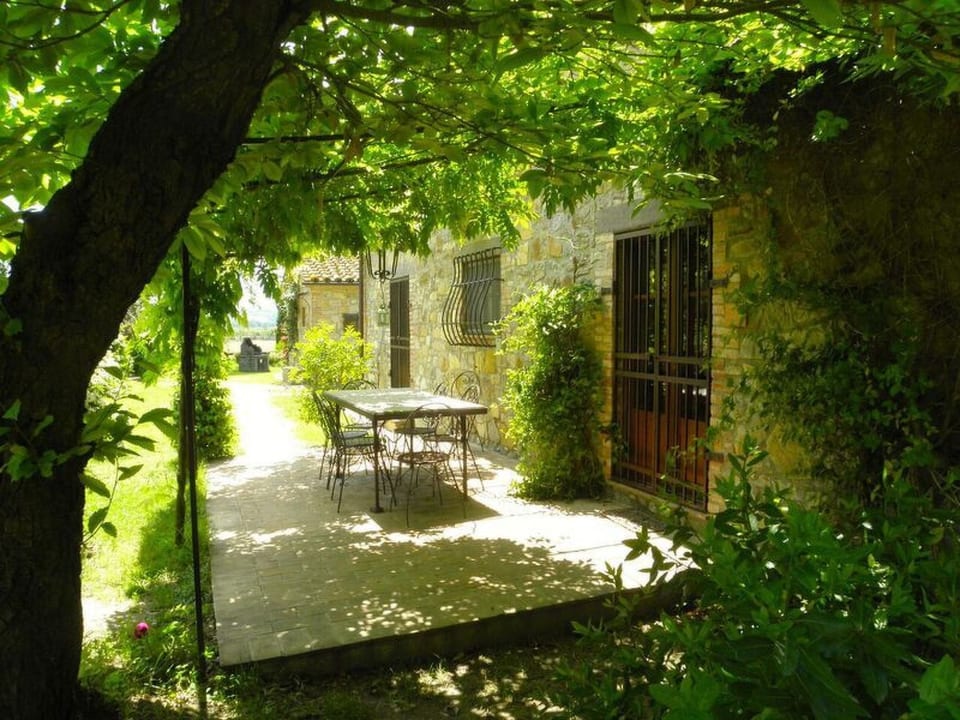 mit Laube und großzügiger Zwischenebene - Monteleone d'Orvieto