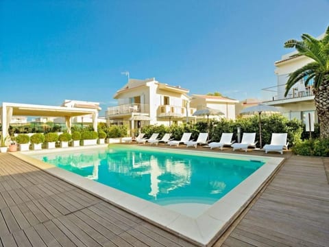 Wohnung mit Grill, Terrasse und Pool