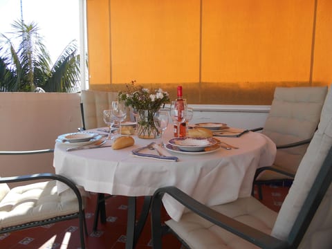 Touristenwohnung "Apartment" mit Terrasse