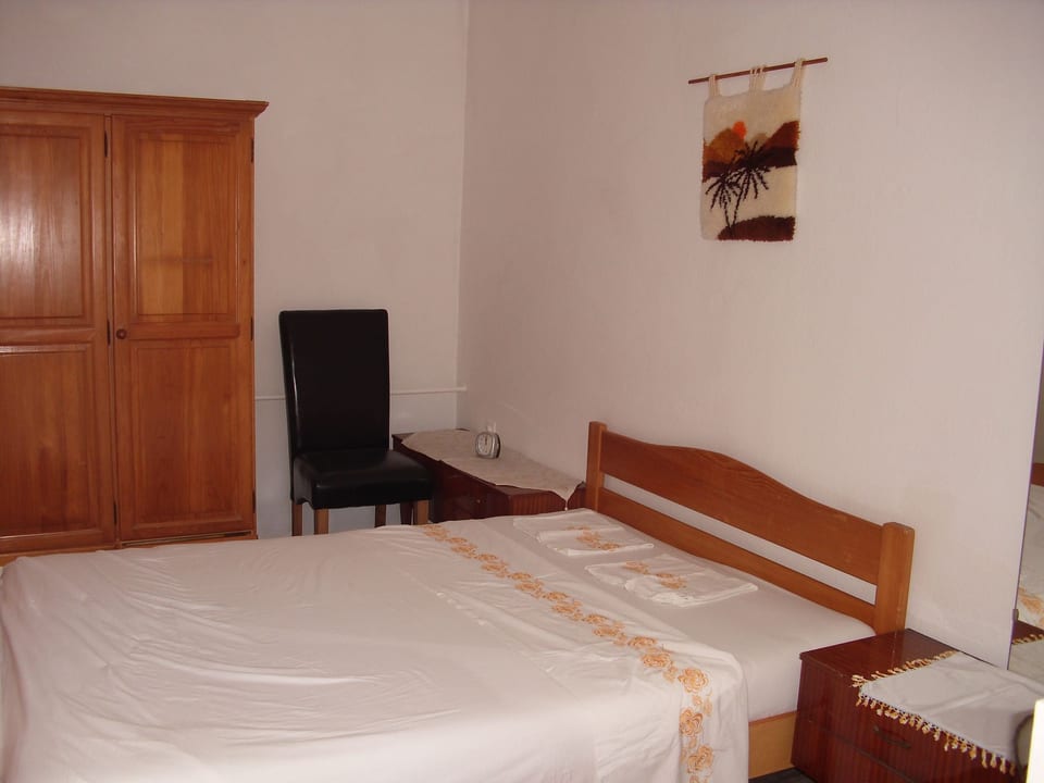 Erdgeschoss-Wohnung - Čara