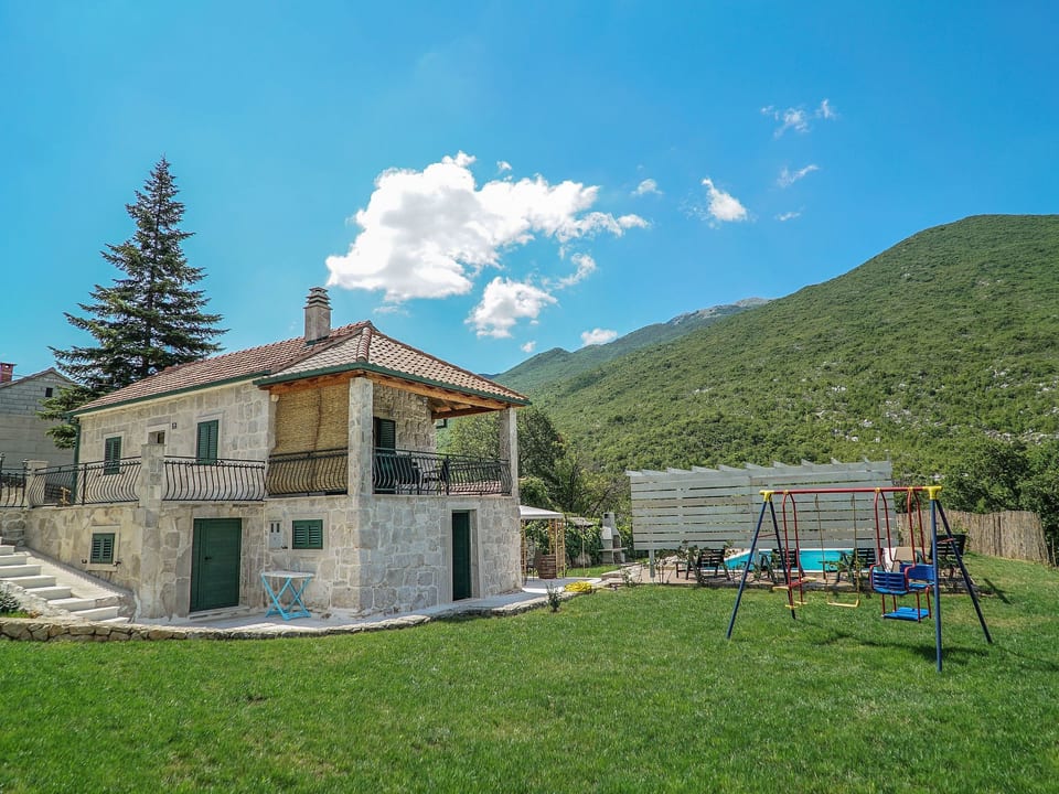 in Zagvozd mit Privatem Pool - Zagvozd