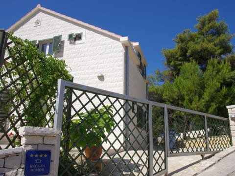 Schönes Ferienhaus mit privatem Pool