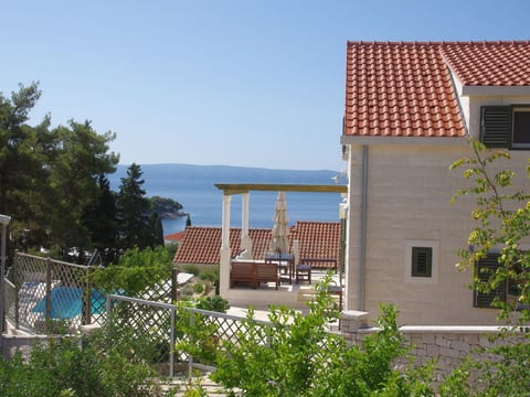 Schönes Ferienhaus mit privatem Pool