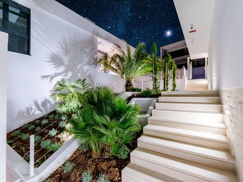 Tolles Ferienhaus in Sutivan mit Privatem Pool