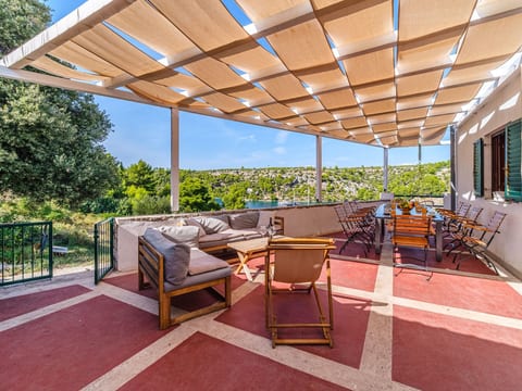 Villa Tudor mit atemberaubender Aussicht