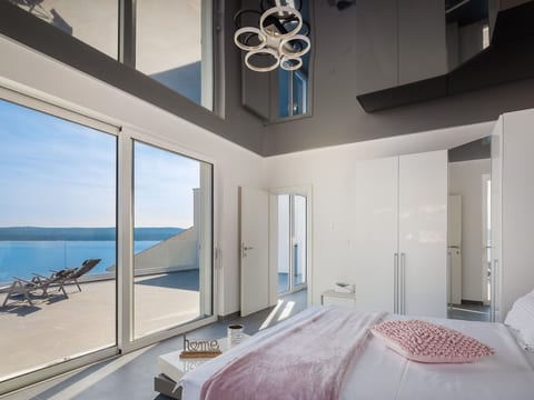 Villa am Strand - Privater beheizter Pool